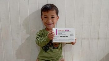 Agustín pide que le manden las inyecciones.