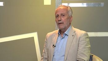 Pastore: Un improvisado y dos fracasados no pueden manejar esta provincia
