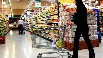 Las ventas en supermercados bajaron 1,3% en octubre