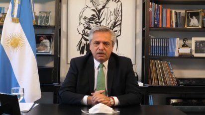 El Presidente visita Moreno y anuncia un bono para trabajadores comunitarios
