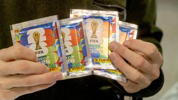 Furor por las figuritas del Mundial: no quedan álbumes en los kioscos