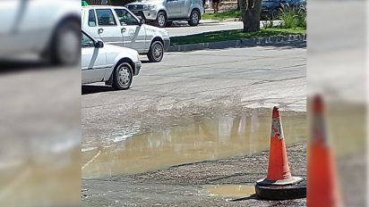 Vecinos de Banda Norte reclaman a Emos por aguas servidas