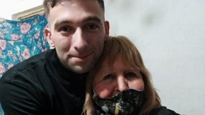 Tras 11 meses en la cárcel, Arias se reencontró con su familia en Vicuña Mackenna