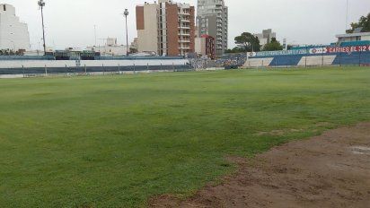 Estadios abiertos, opiniones divididas