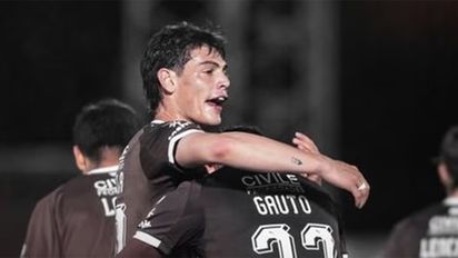 Platense ganó en el final y complicó a Gimnasia de Mendoza