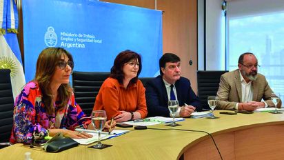 Aprobaron un aumento del 32,2% del salario mínimo, vital y móvil