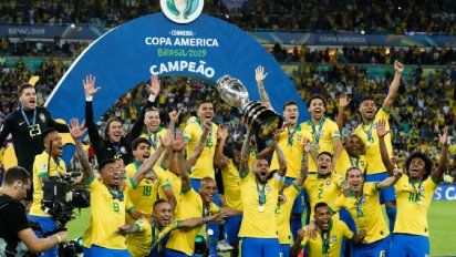Brasil sale a la cancha en la Copa América