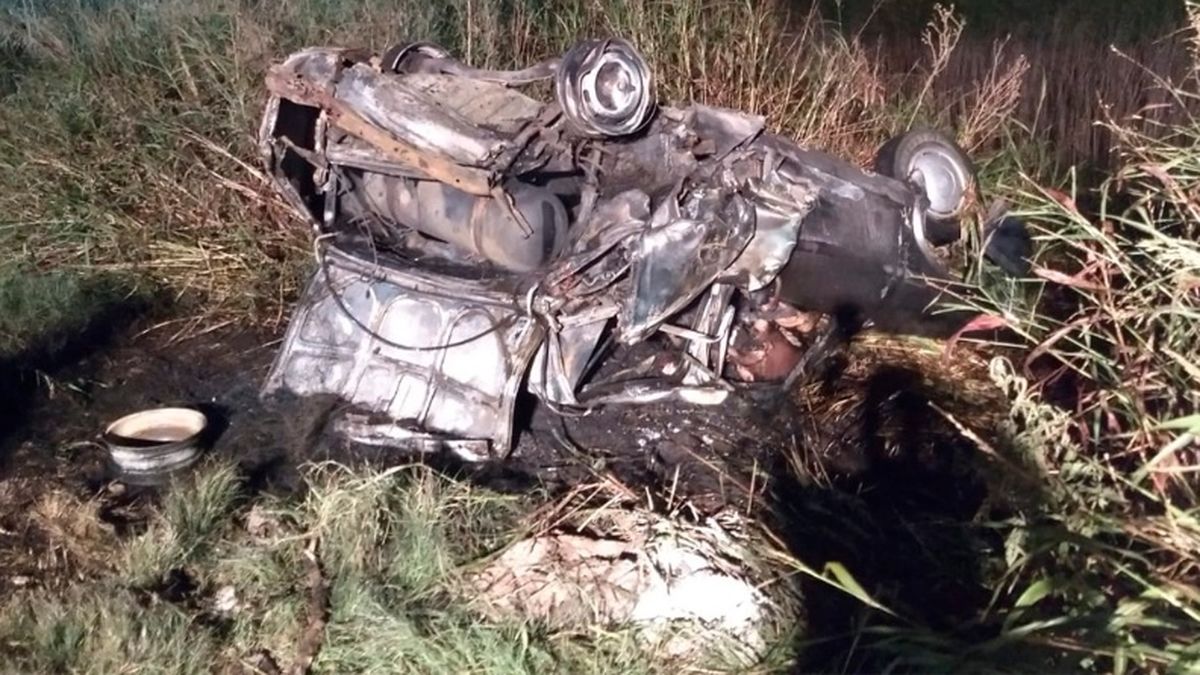 Muere una familia de cinco integrantes en un choque cerca de Villa Nueva