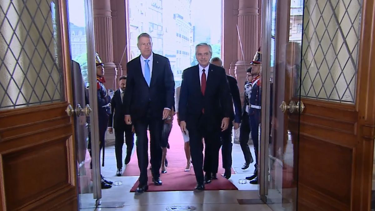 El Presidente Recibió A Su Par De Rumania En Casa Rosada Para ...