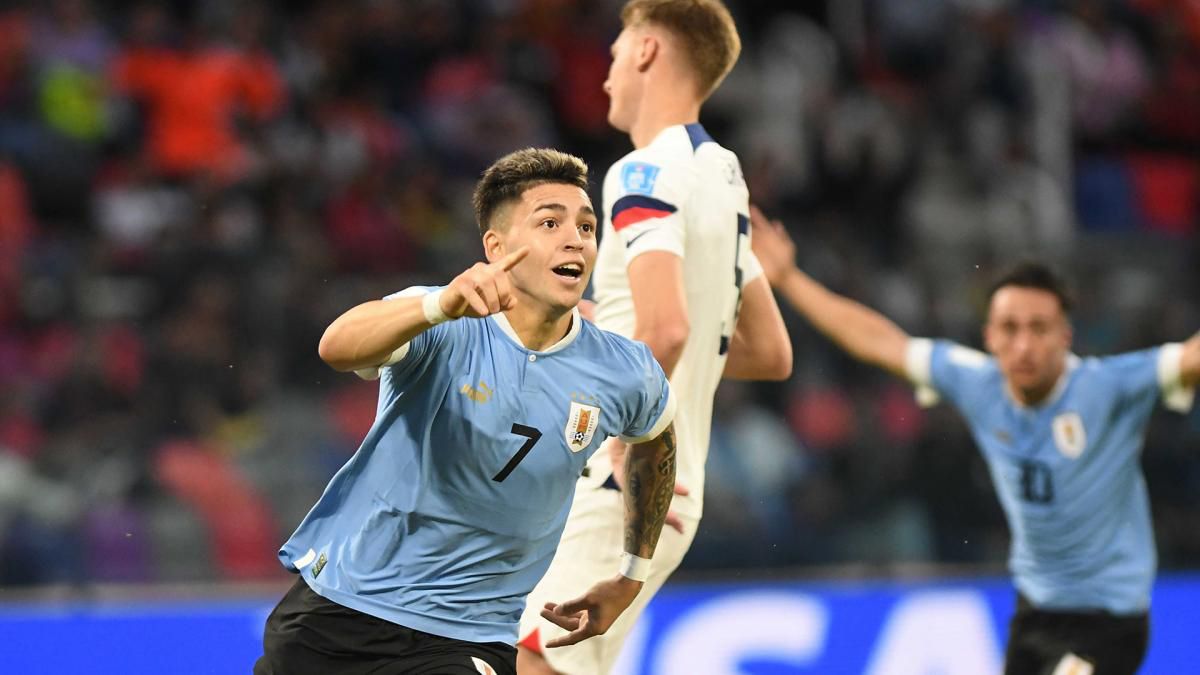 Anderson Duarte festeja su gol a Estados Unidos. Uruguay venció a Estados Unidos por 2 a 0 y pasó a semifinales