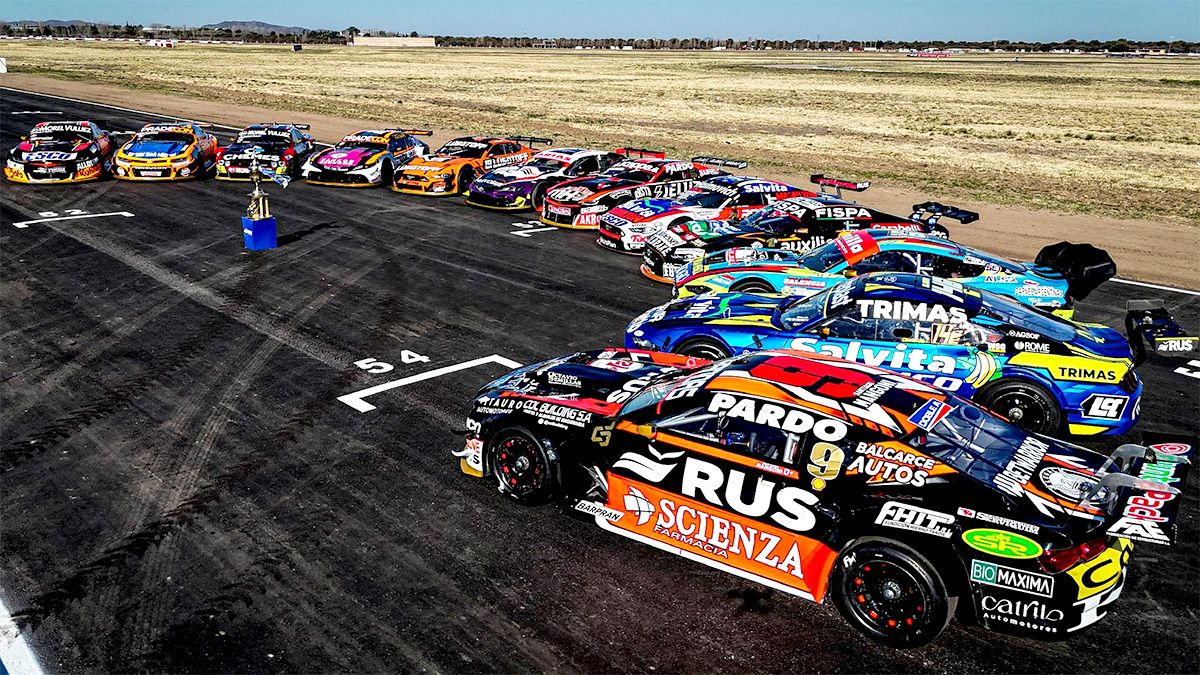 Los doce autos que integran la Copa de Oro 2025 del Turismo Carretera