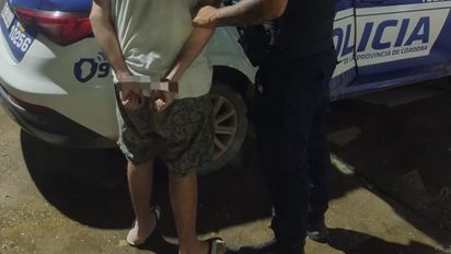 A la fuerza y con insultos, encerró a sus abuelos en una pieza para usarles la casa
