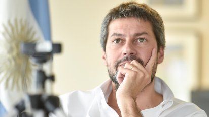 Abren fronteras a países limítrofes para recibir turistas