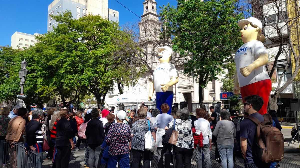 Festejos por el día del jubilado. Foto: Estela Zogbe.