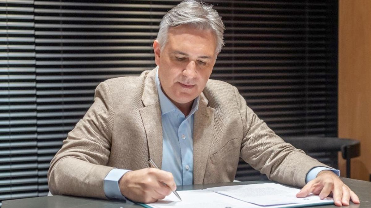 Llaryora definió la fecha: Córdoba votará para intendente el 23 de julio