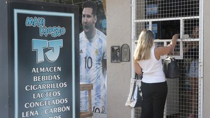 Roban un kiosco al oeste de la ciudad: estaban armados y con la cara tapada