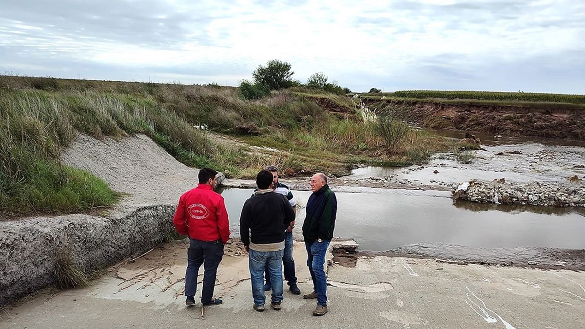 Recorrido por el predio de la laguna Alas Coloradas.Foto: FM VOX Ucacha&nbsp;
