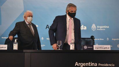 Fernández le pidió la renuncia a Ginés González García por el escándalo con la