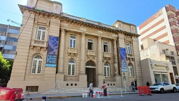 Bajo el lema Leer es un acto poético