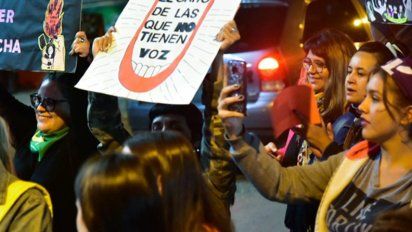 Describen nuevos mecanismos de participación en redes sociales