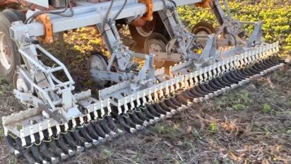 Desarrollaron el primer controlador de malezas eléctrico que no requiere herbicidas