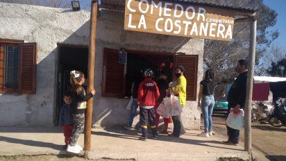 Comedores entregaron locro para festejar el Día de la Independencia