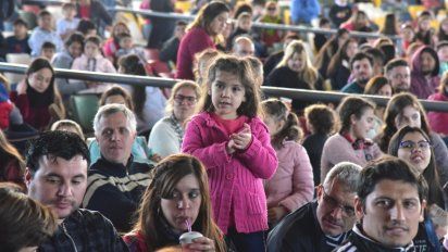 Unos 5 mil niños de las dos Villas festejaron su día en el Anfiteatro