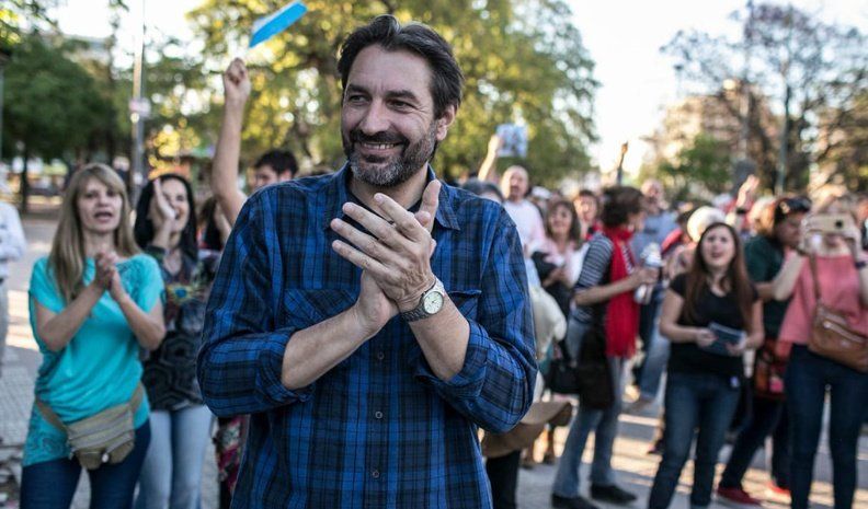 Pablo Carro bajó su candidatura a gobernador