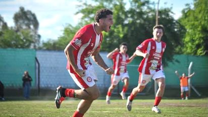 Alumni pegó primero y se tira de cabeza al ascenso