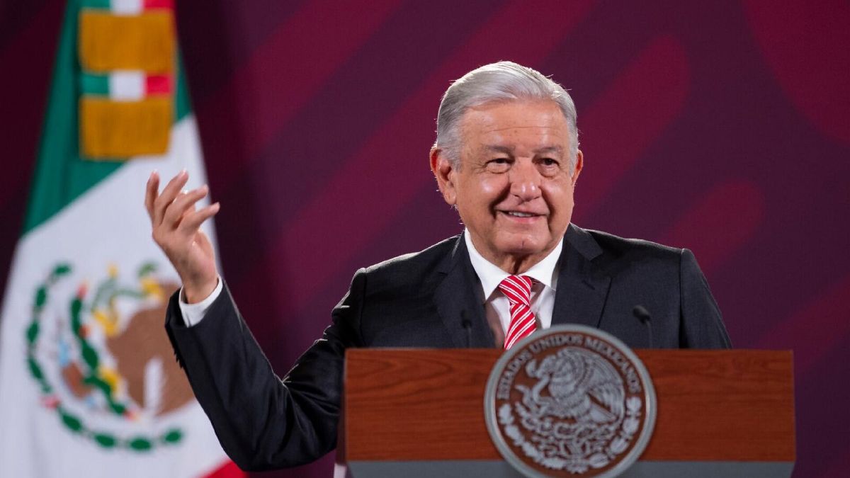 Perú: El pleno del Congreso declaró el jueves alpresidente de México Perú: El pleno del Congreso declaró el jueves alpresidente de México