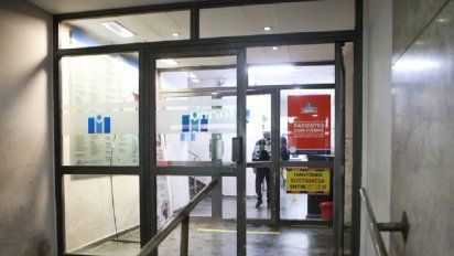 Clínicas piden que también se priorice al personal de salud