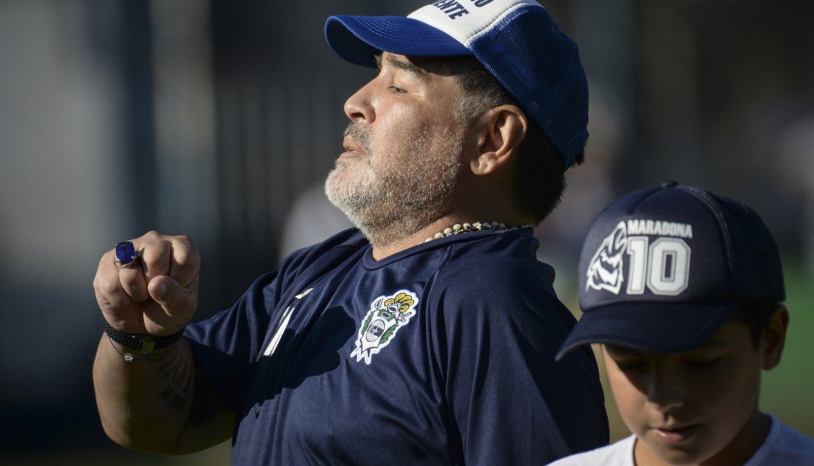 Maradona: No me caben dudas de que la AFA tomará las mejores decisiones para ayudar al fútbol