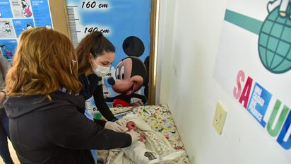 Desde hoy, niños y niñas de seis meses a dos años podrán vacunarse contra el Covid-19 en la ciudad