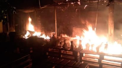 Producían figuras en yeso al por mayor pero por un incendio perdieron todo