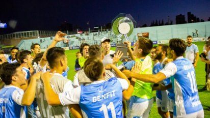 Estudiantes, el rey del año