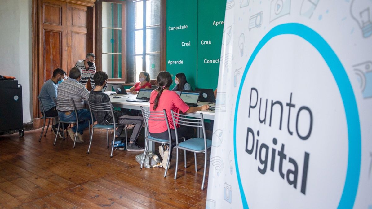 Cada vez más gente concurre al Punto Digital ubicado en El Andino.