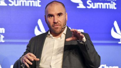 El gobierno reconoce un nuevo rango de inflación para 2022 entre 52% y 62%