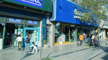 Día de la Madre: impulsan un programa para que los regalos se compren antes