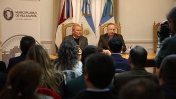 Guillermo De Rivas y Eduardo Accastello encabezan en Villa María una nueva jornada de trabajo.
