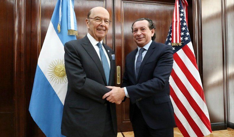 El ministro Dante Sica se entrevistó con Wilbur Ross para tratar de destrabar el ingreso de productos argentinos al mercado norteamericano.