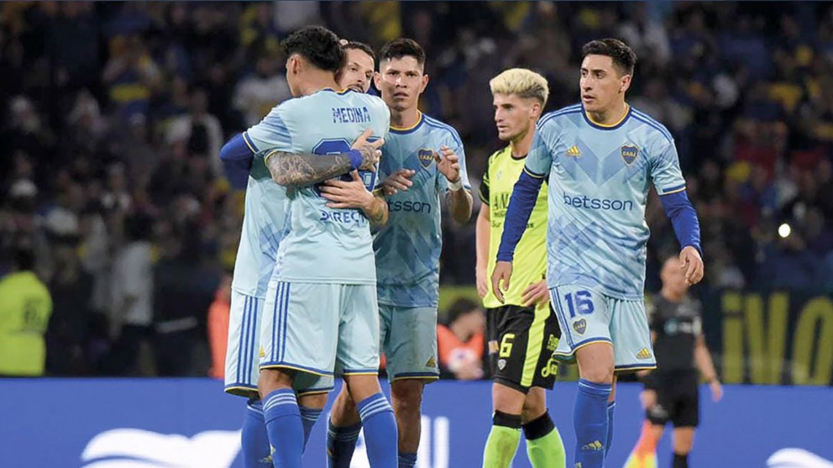 Boca Juniors se impuso con jerarquía ante Barracas y pasó a los octavos