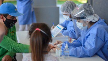 Reportaron 9.196 nuevos casos y 113 muertos por coronavirus en todo el país