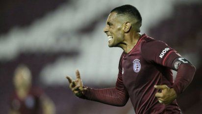 Lanús busca la clasificación en Brasil