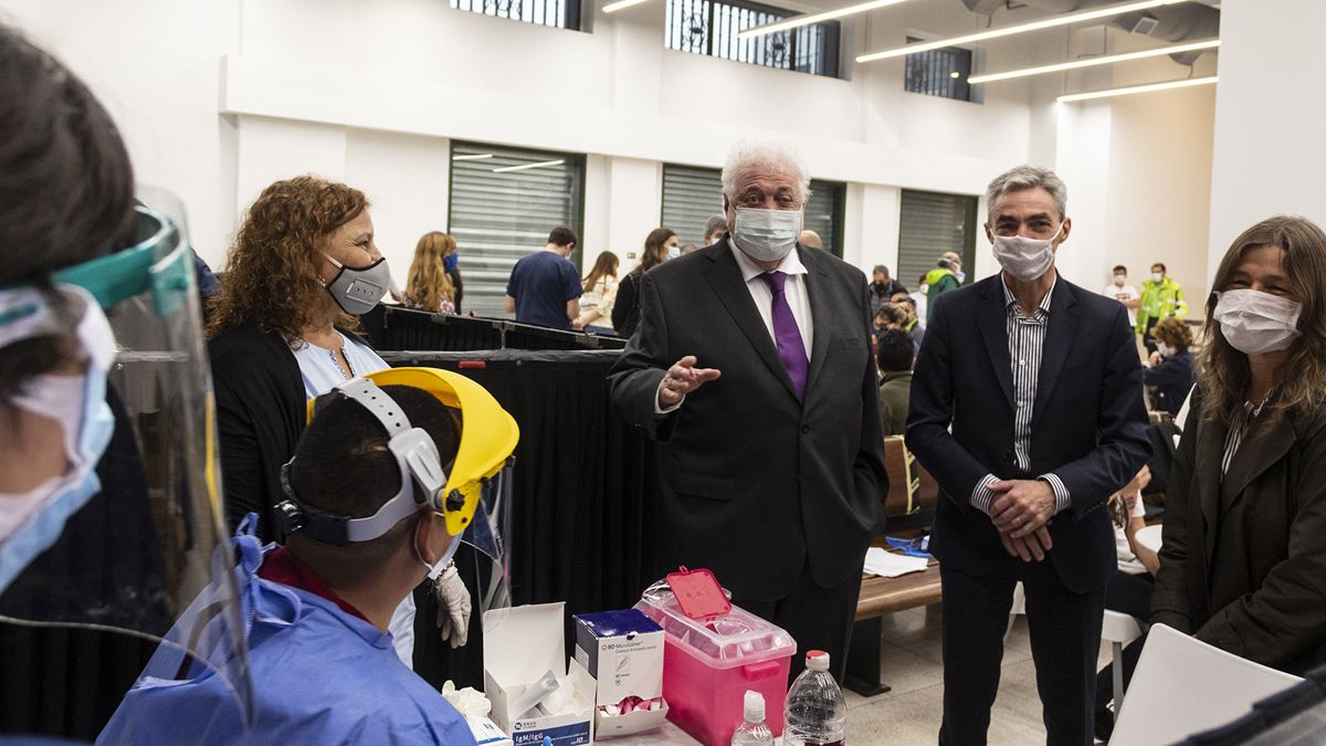 El día con más cantidad de muertos y casos de coronavirus en el país
