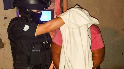 Cayeron en barrio San Nicolás con drogas, cartuchos de arma y dinero
