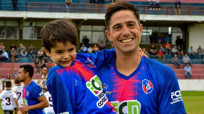 Toro y Acción Juvenil ponen primera en  los playoffs y quieren arrancar derechos
