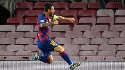 Messi fue la figura del Barcelona que pasó a cuartos