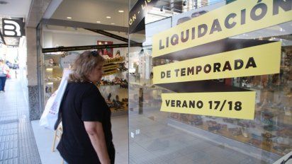 Los comercios adelantan las liquidaciones para activar las ventas