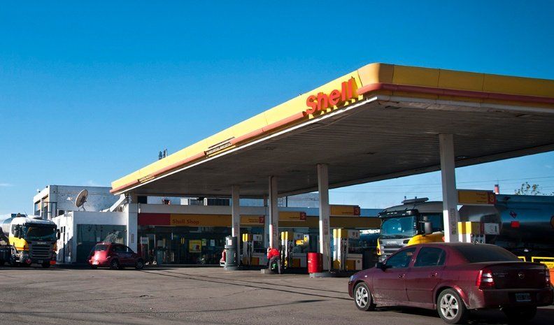 Shell se sumó a Axion y retrotrae los precios de sus productos.
