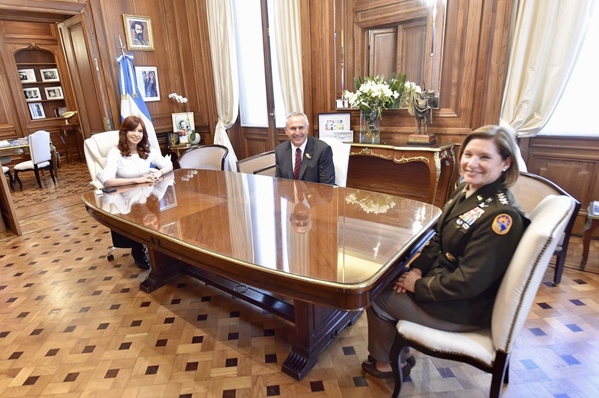 CFK recibió a la general Laura Jane Richardson y al embajador de EE.UU. en Argentina